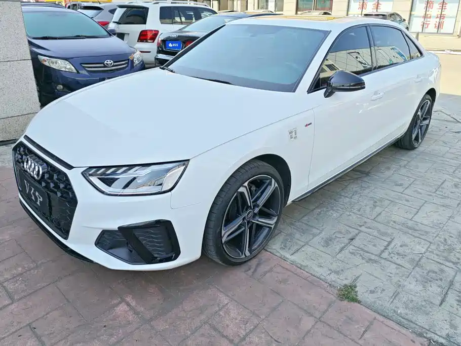 Audi A4L 2023