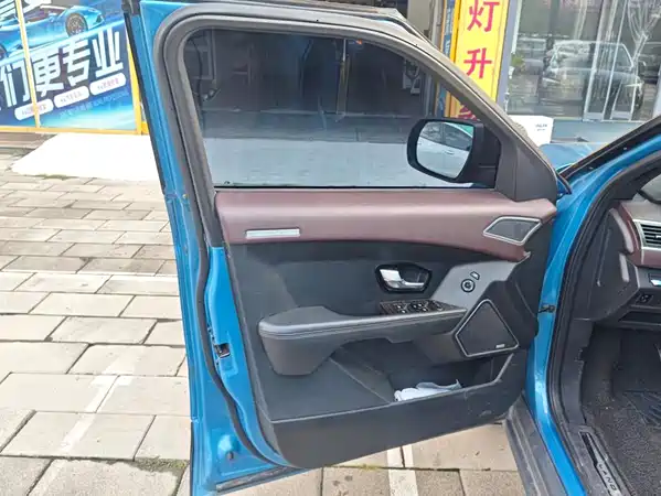 Landwind X7 2016