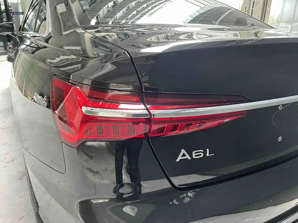 Audi A6L 2022 — фото 3
