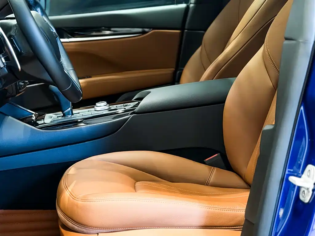 Maserati Levante 2018 — фото 14