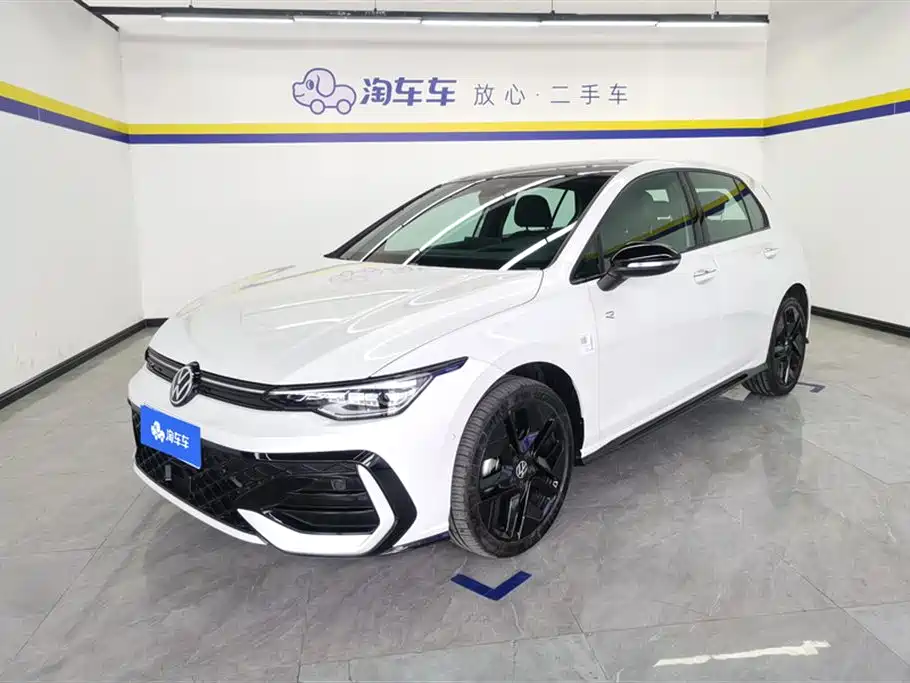 Volkswagen Golf 2024