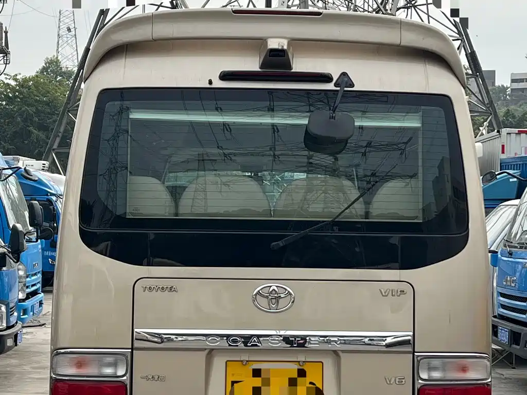 Toyota Coaster 2017 — фото 5