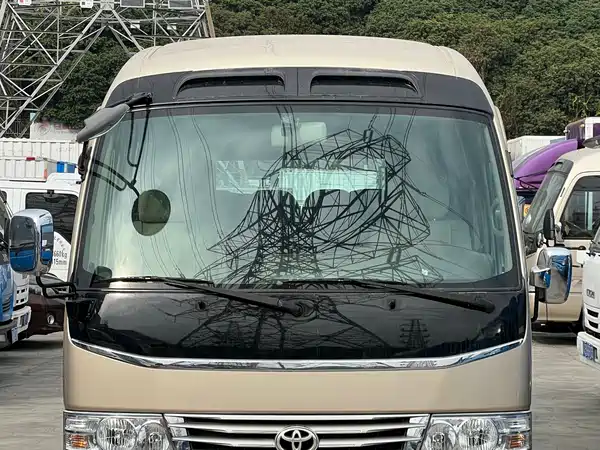Toyota Coaster 2015