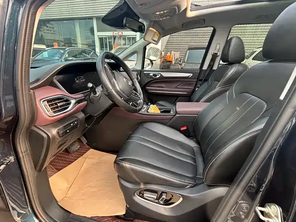 GAC Trumpchi M6 2021