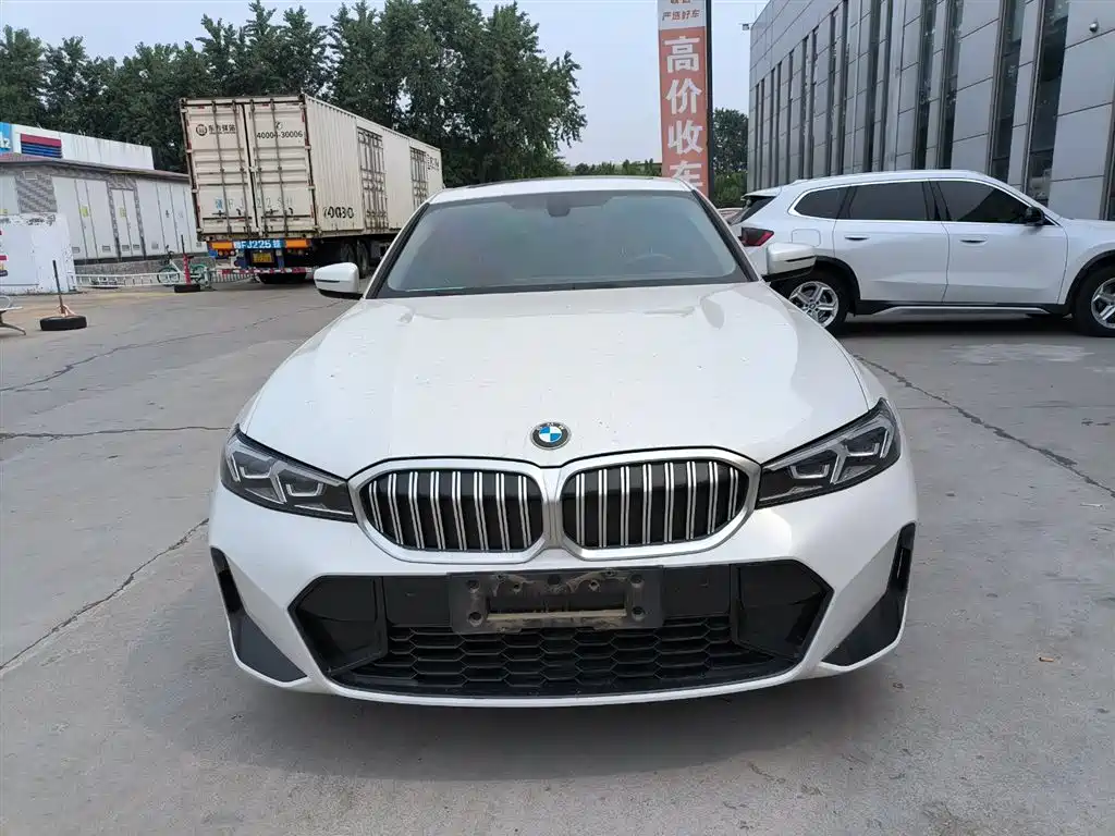 BMW 3 Series 2023 — фото 13