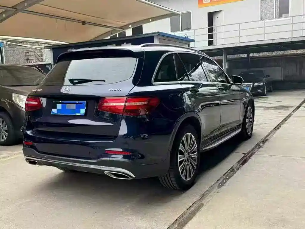 Mercedes-Benz GLC 2017 — фото 9