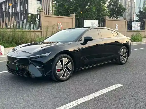 Exeed ES 2025