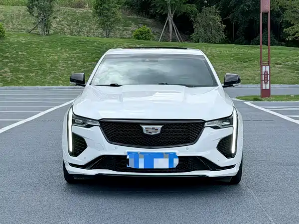 Cadillac CT4 2020