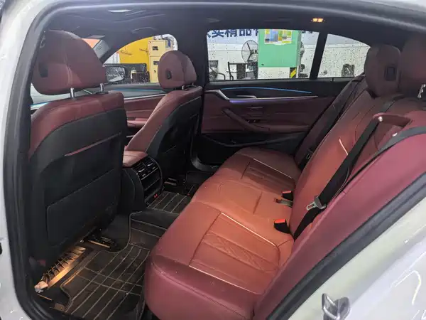 BMW 5 Series 2023