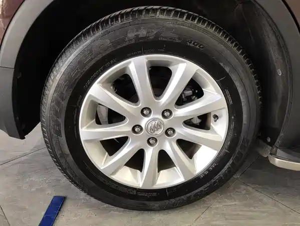 Buick Envision Plus 2019