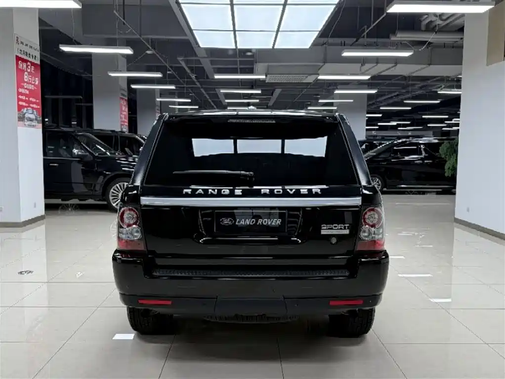 Land Rover Sport 2010 — фото 4