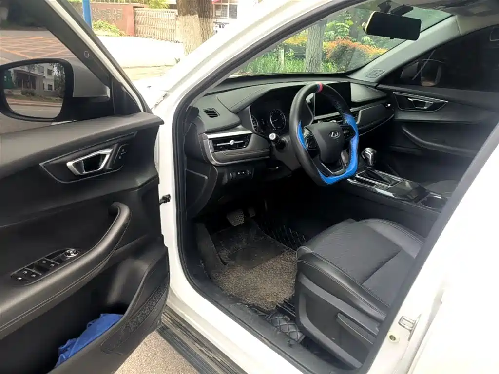 Chery Tiggo 5x 2021 — фото 16