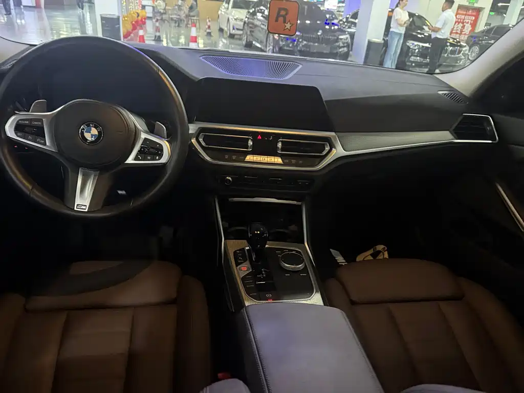 BMW 3 Series 2021 — фото 10
