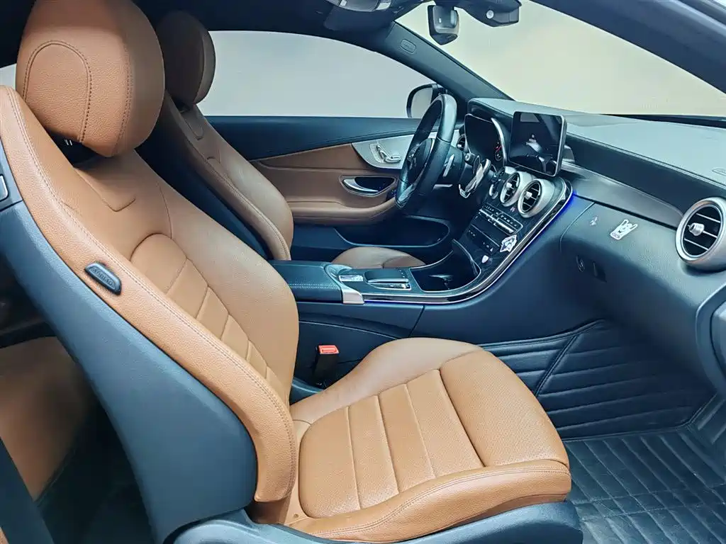 Mercedes-Benz C-Class 2019 — фото 10
