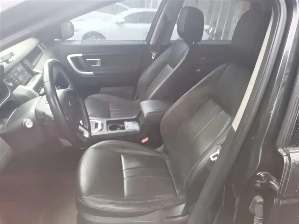 Land Rover Discovery Sport 2020 — фото 15