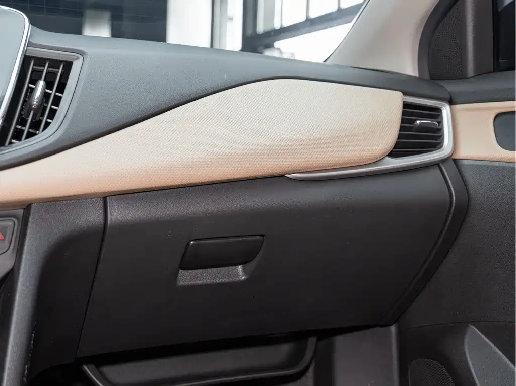 Chevrolet Cruze 2022 — фото 17