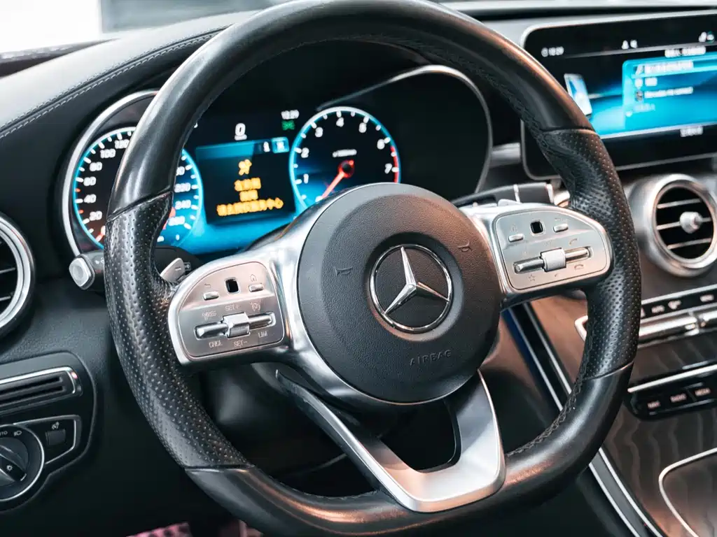 Mercedes-Benz C-Class 2019 — фото 14