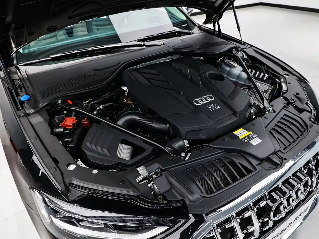 Audi A8 2023 — фото 28