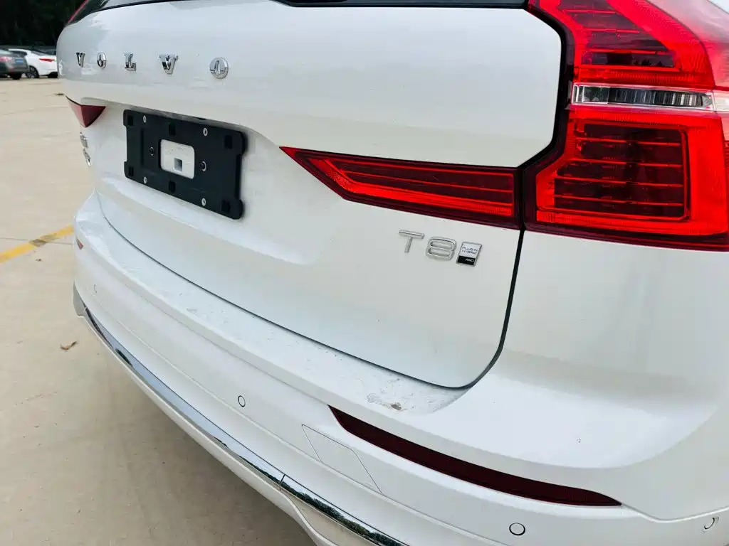 Volvo XC60 Plug-In Hybrid 2026 — фото 13