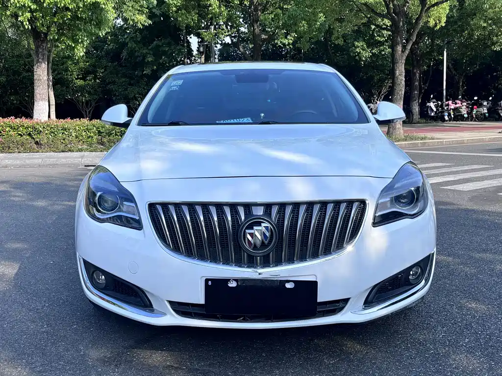 Buick Regal 2015 — фото 2