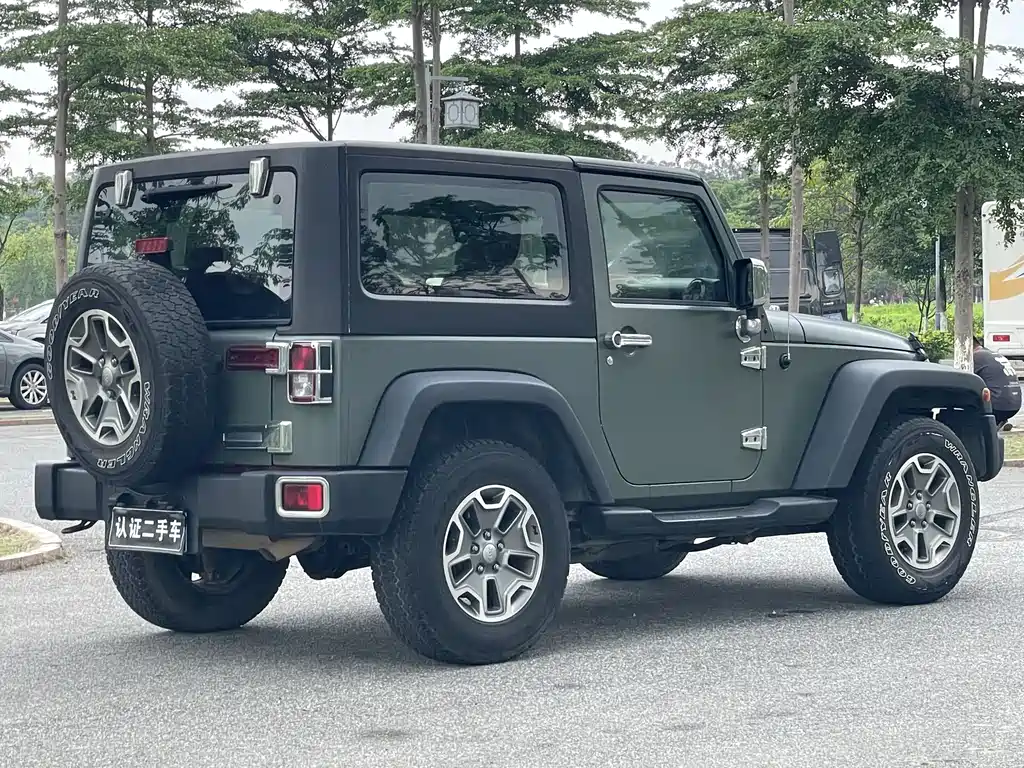 Jeep Wrangler 2013