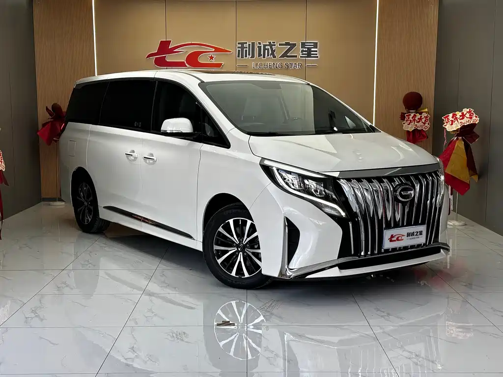 GAC Motor Trumpchi M8 2022 — фото 3