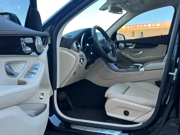 Mercedes-Benz GLC 2016