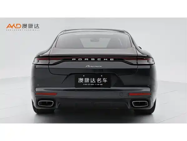 Porsche Panamera 2023