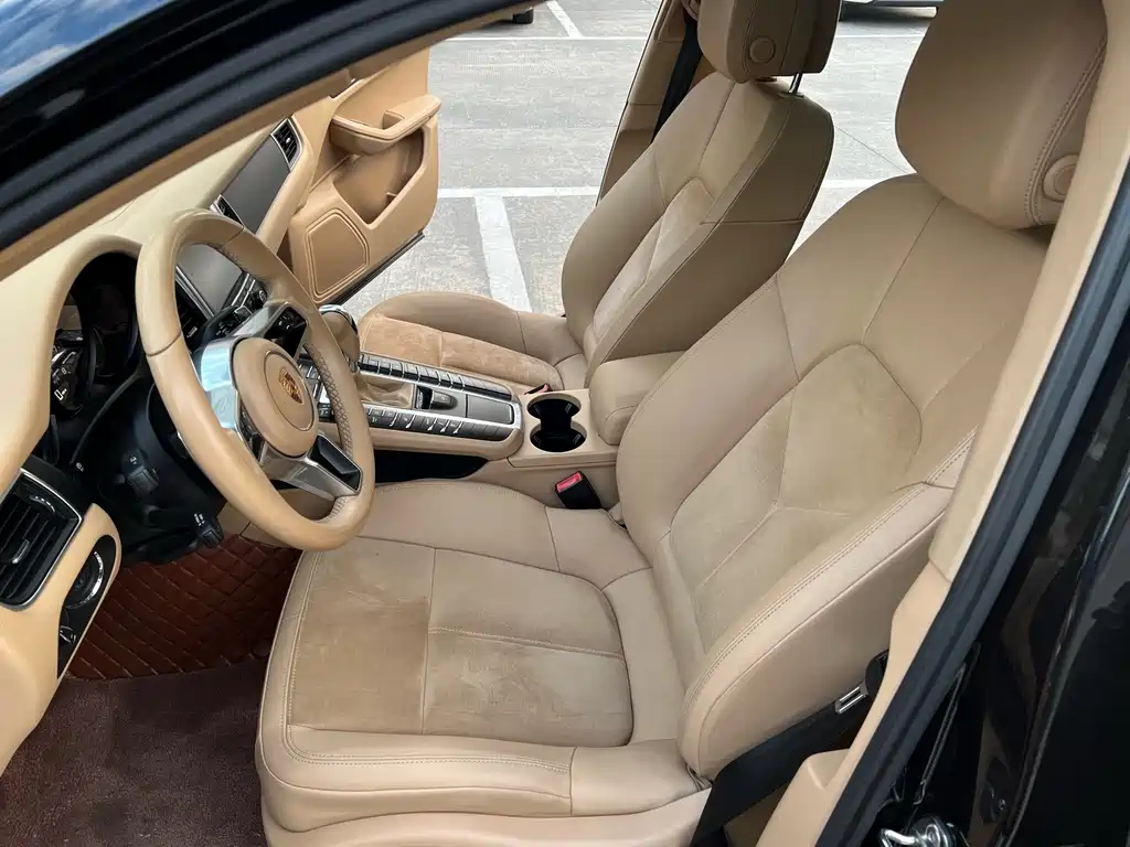 Porsche Macan 2015 — фото 19
