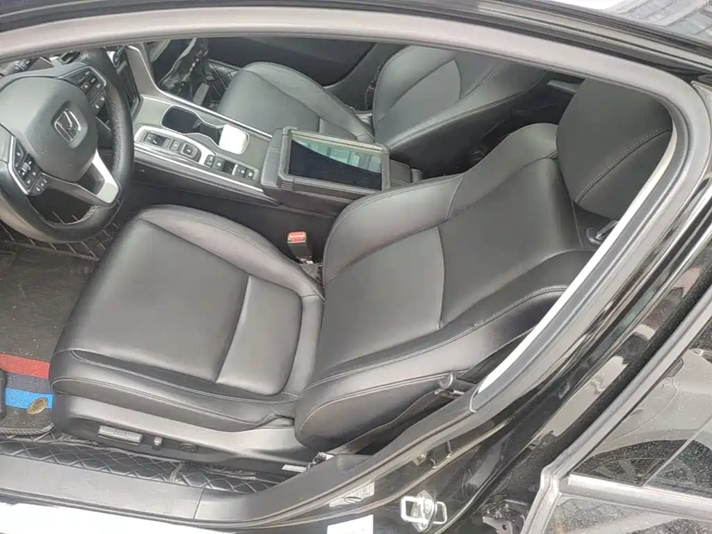 Honda Accord 2023 — фото 15