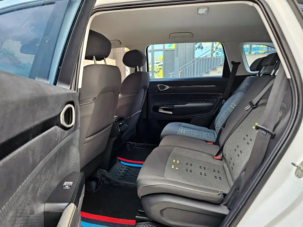 Baojun RM-5 2022 — фото 10