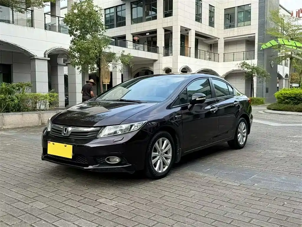 Honda Civic 2013 — фото 1