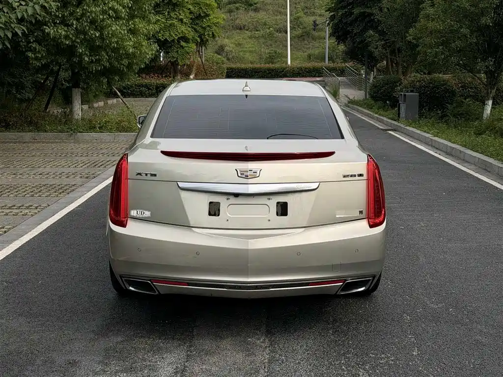 Cadillac XTS 2016 — фото 7