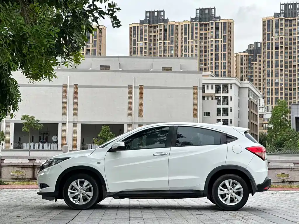 Honda Vezel 2017 — фото 9
