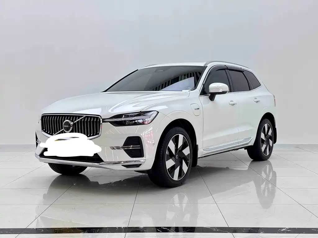 Volvo XC60 PHEV 2024
