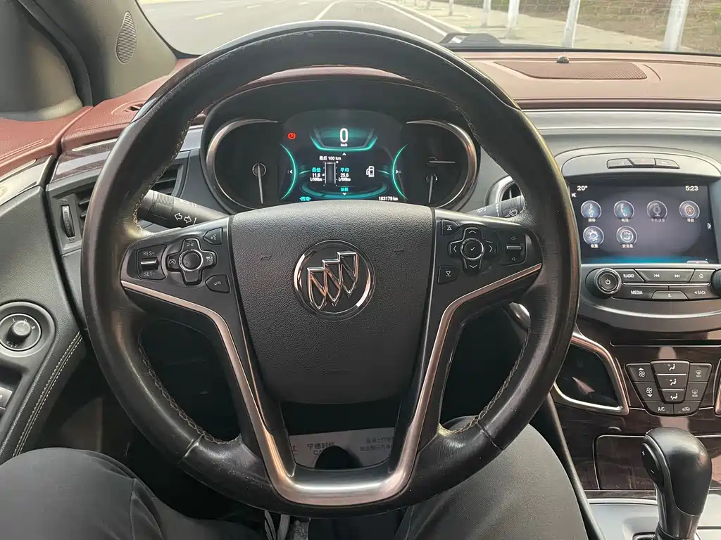 Buick LaCrosse 2014 — фото 13