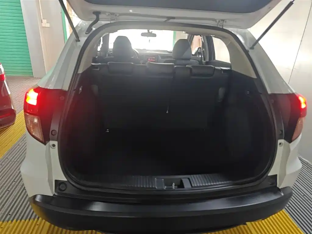 Honda Vezel 2017 — фото 19