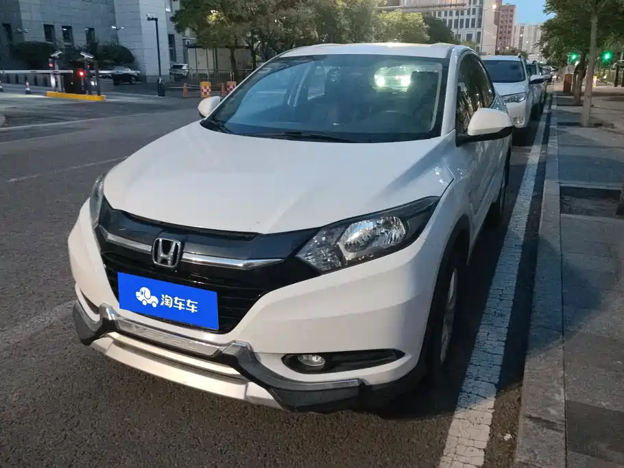 Honda Vezel 2017 — фото 1