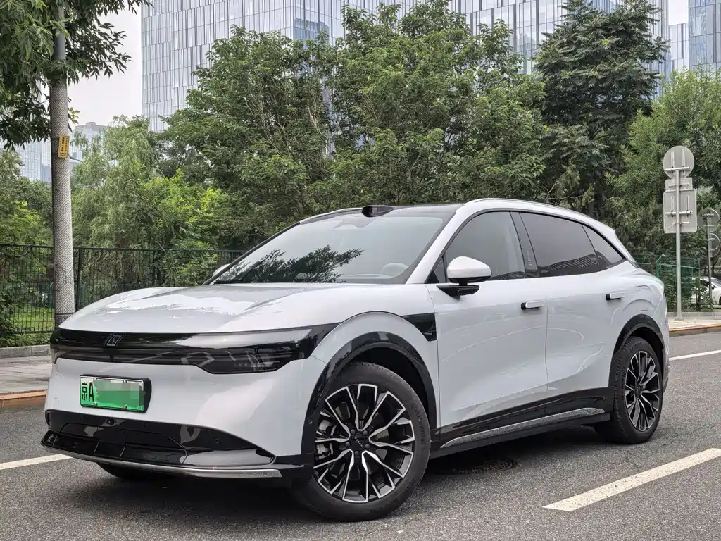 Zeekr 7X 2025