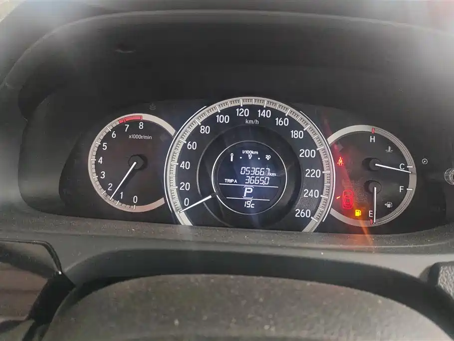 Honda Accord 2017 — фото 14