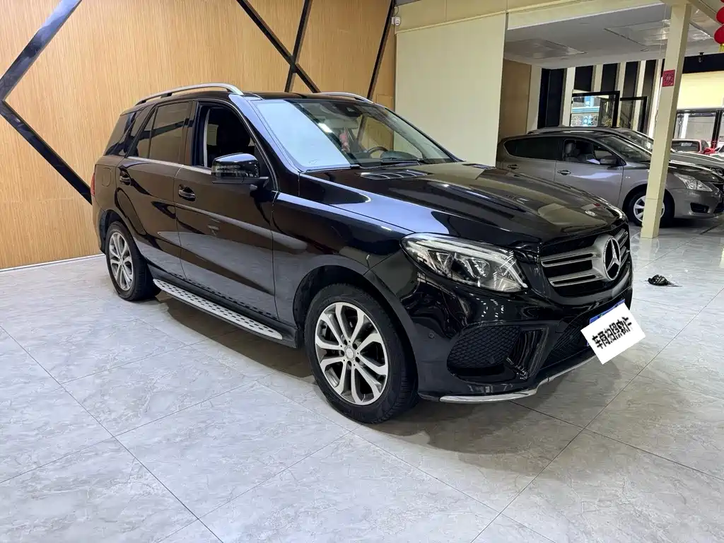Mercedes-Benz GLE 2017 — фото 3