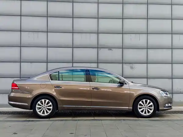 Volkswagen Magotan 2015