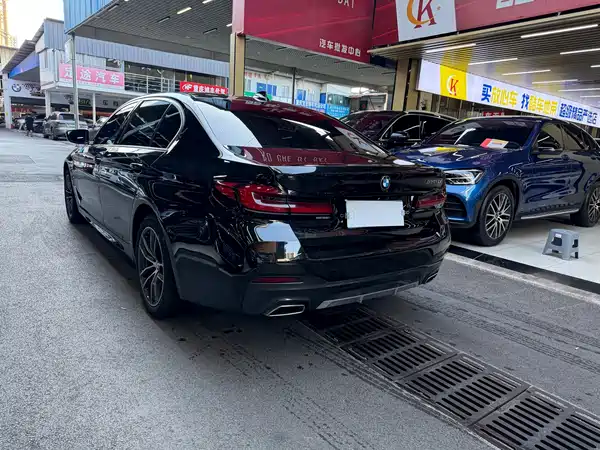 BMW 5 Series 2023