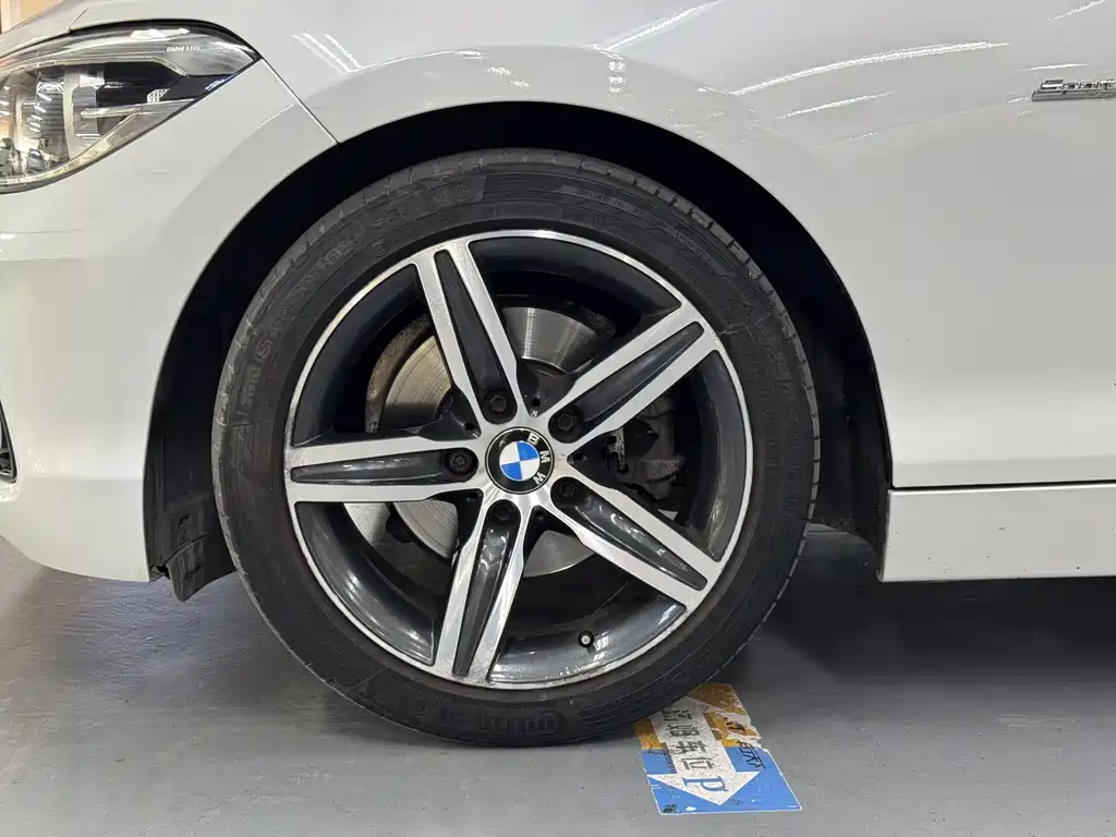 BMW 1 Series 2016 — фото 16