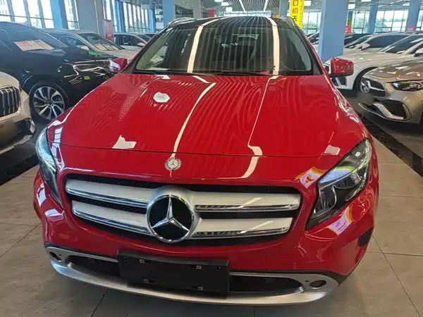 Mercedes-Benz GLA 2016