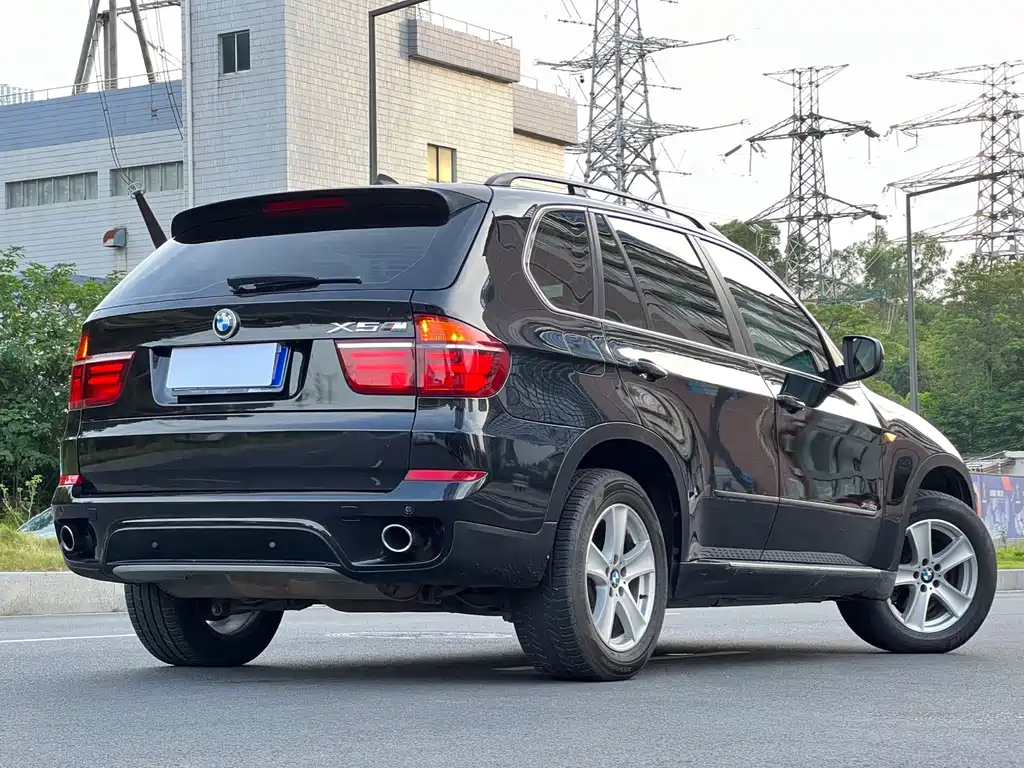 BMW X5 2011 — фото 18