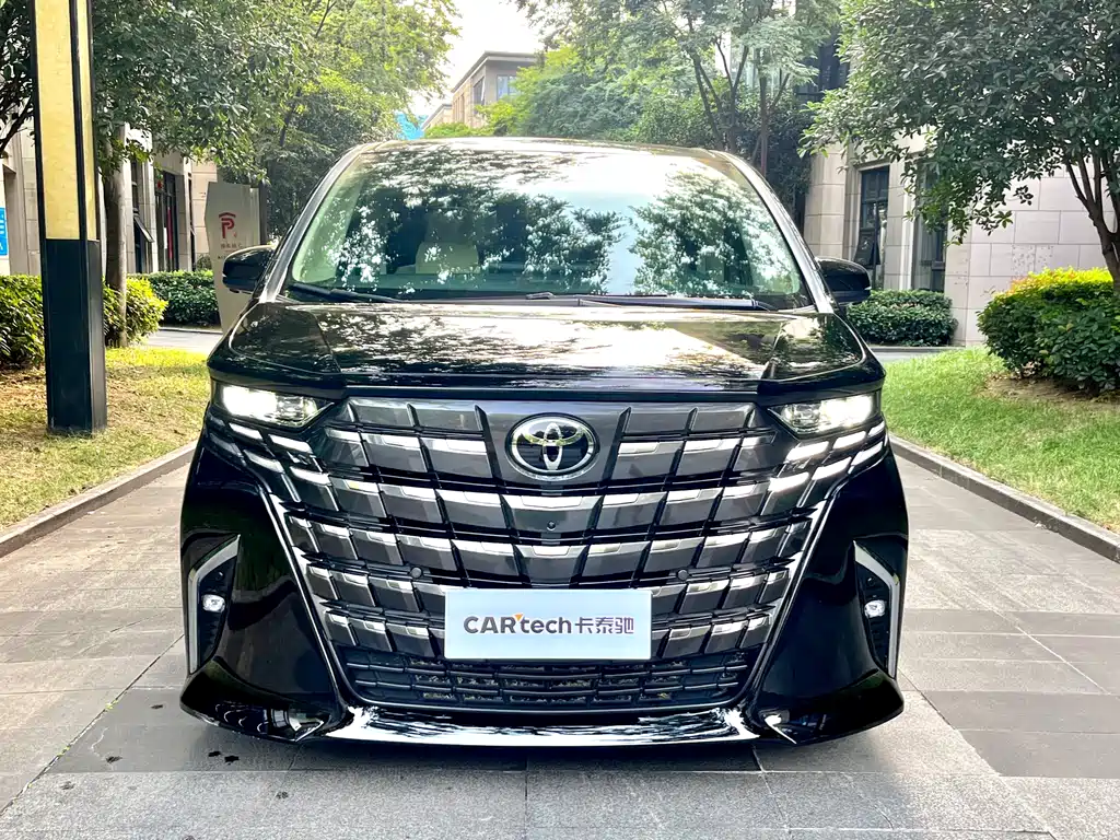 Toyota Alphard 2024 — фото 2