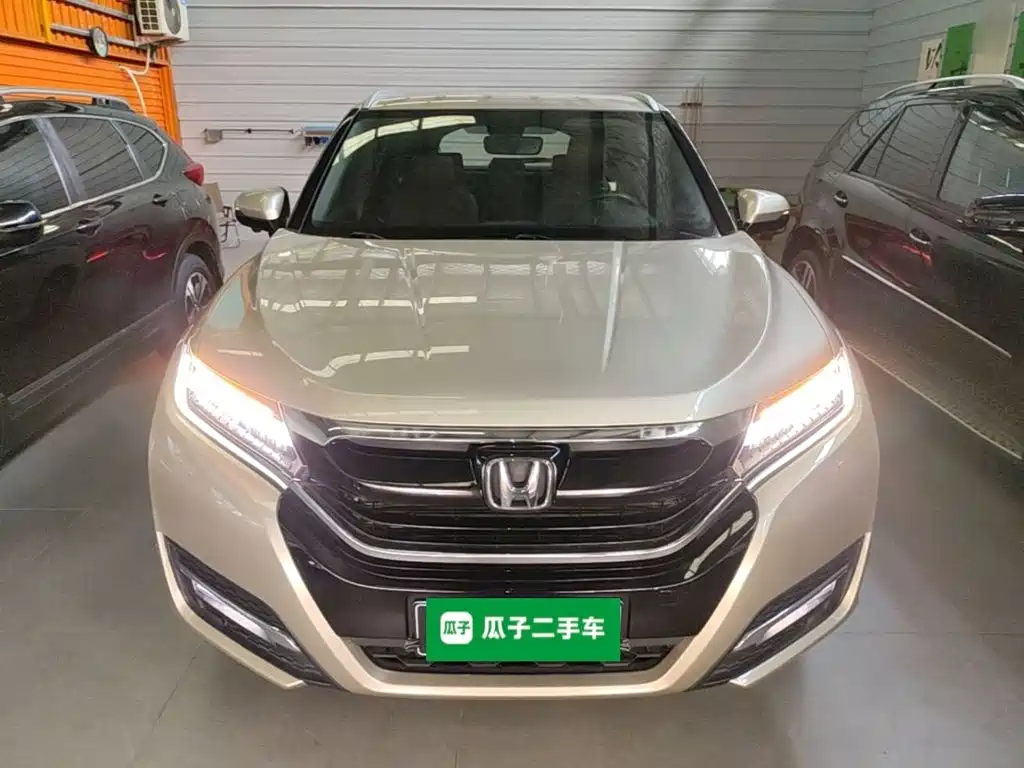 Honda UR-V 2017 — фото 3
