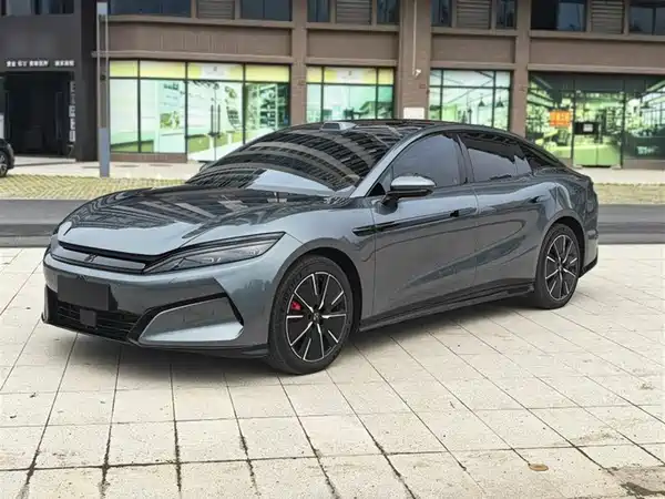 BYD Han L 2025