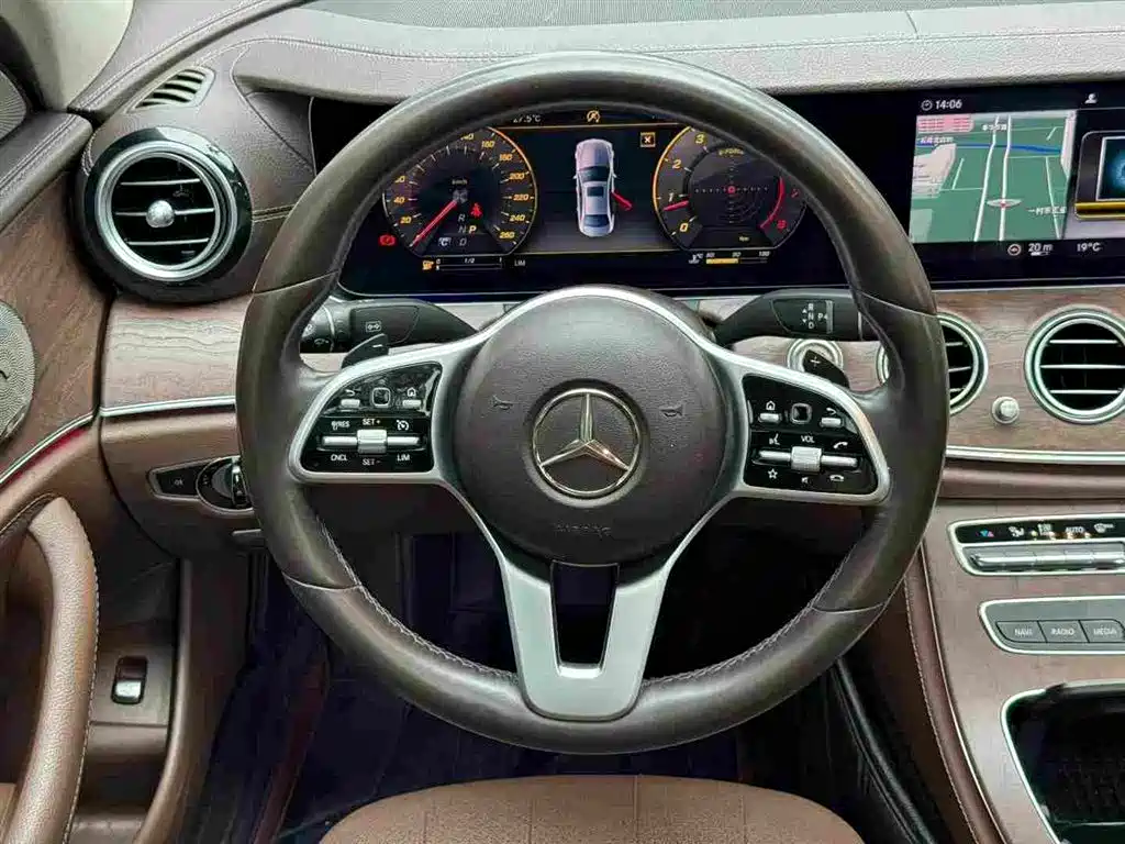 Mercedes-Benz E-Class 2018
